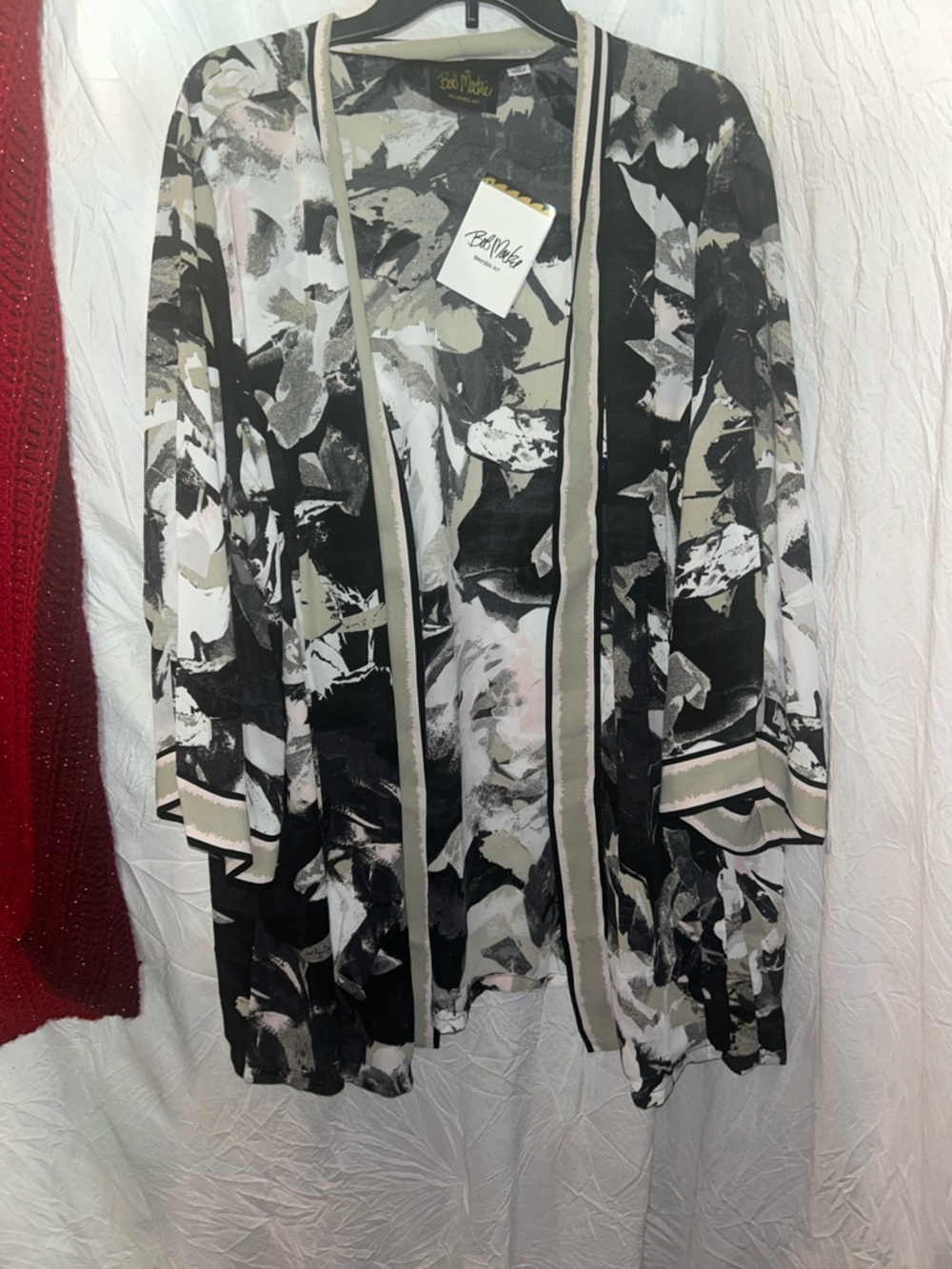 Bob Mackie Black, White & Gray Abstract Print Kimono cardigan size 3X. NWT